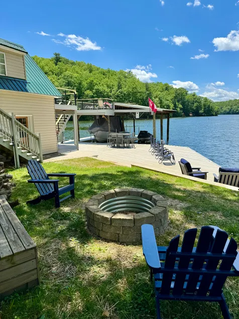 Castaway Cove at Claytor Lake - Image 1