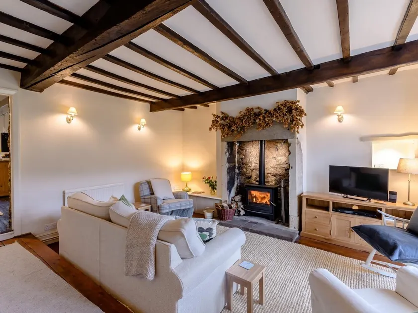 3 Bed in Buxton oc-77715 - Image 1