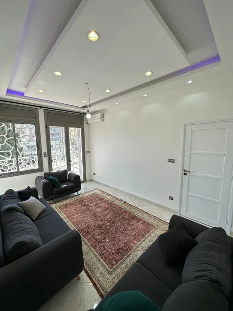 Luxurious Accommodation in Hydra F6 - Image 1