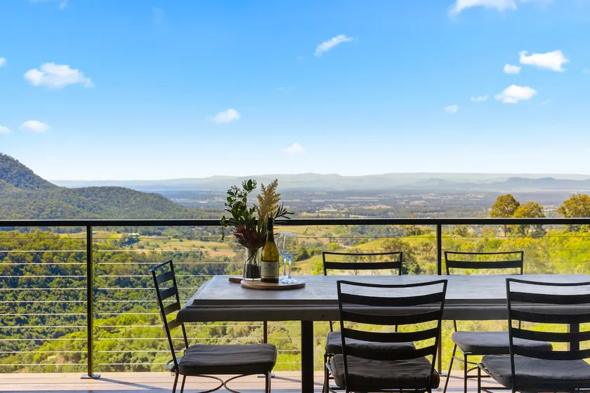 Luxury Retreat | Panoramic Views | Hunter Valley - Image 1