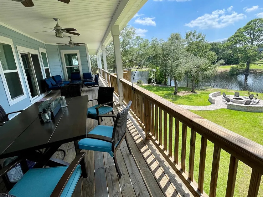 The Bayshore Retreat - lakeside, kayaks, bicycles - Image 1