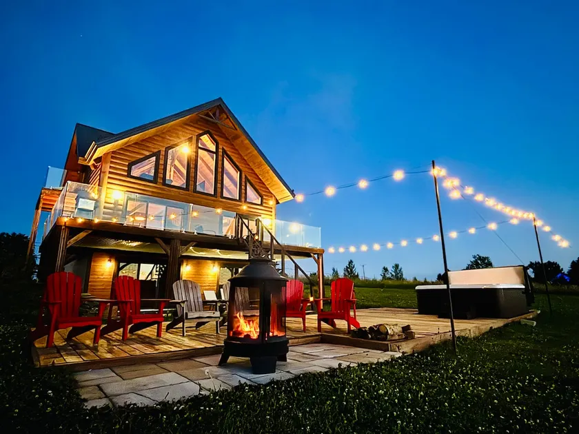 Chalet en bois rond - Spa - Foyer - Lac - Image 1