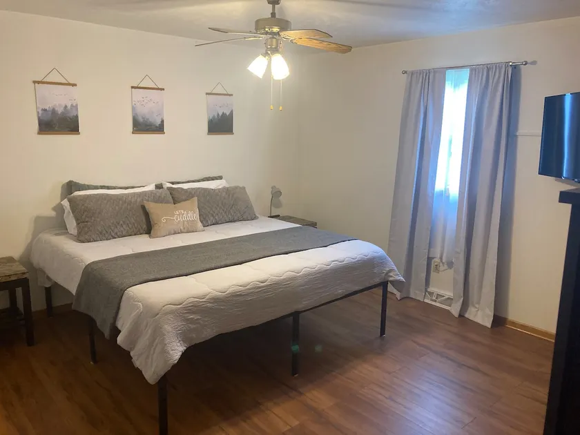 Welcome to The Fig! Central location/neighborhood - Image 1