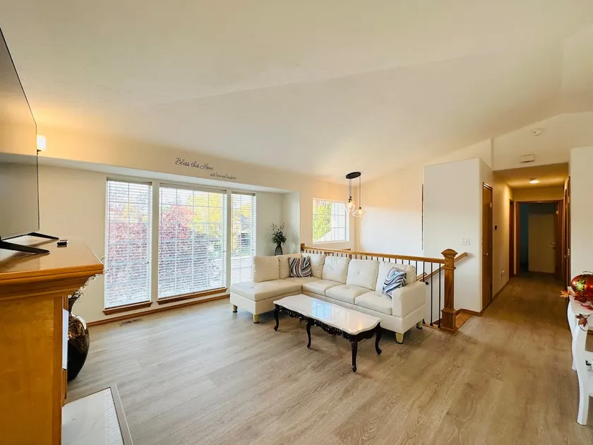 South Hill Retreat - 12 mins to Downtown - Image 1