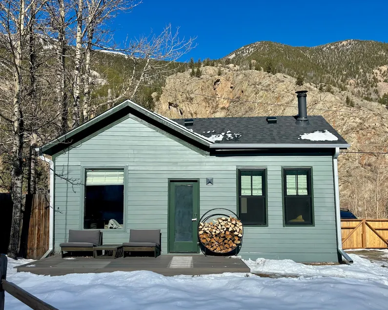 Alpine Basecamp | Sauna | Walk to Town - Image 1
