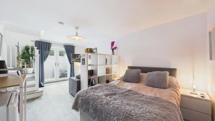 Portway Nook - 1 Bedroom Studio - Bishopston - Image 1