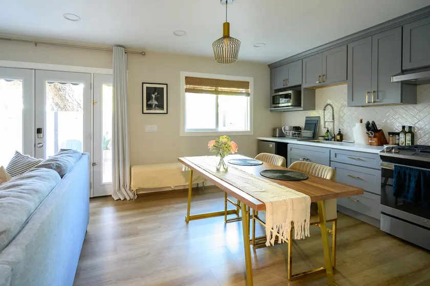 Big Oak Tree Retreat – Tranquil, Private & Scenic - Image 1