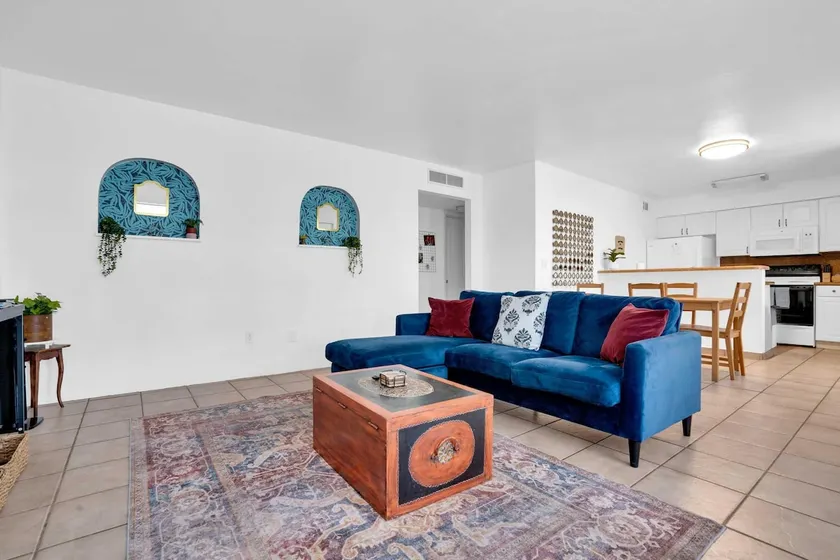 Pet Friendly Getaway with 2 Pools - Image 1