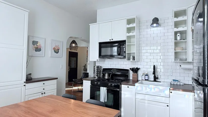 Heart of Uptown -Revamped Historical Home - Image 1
