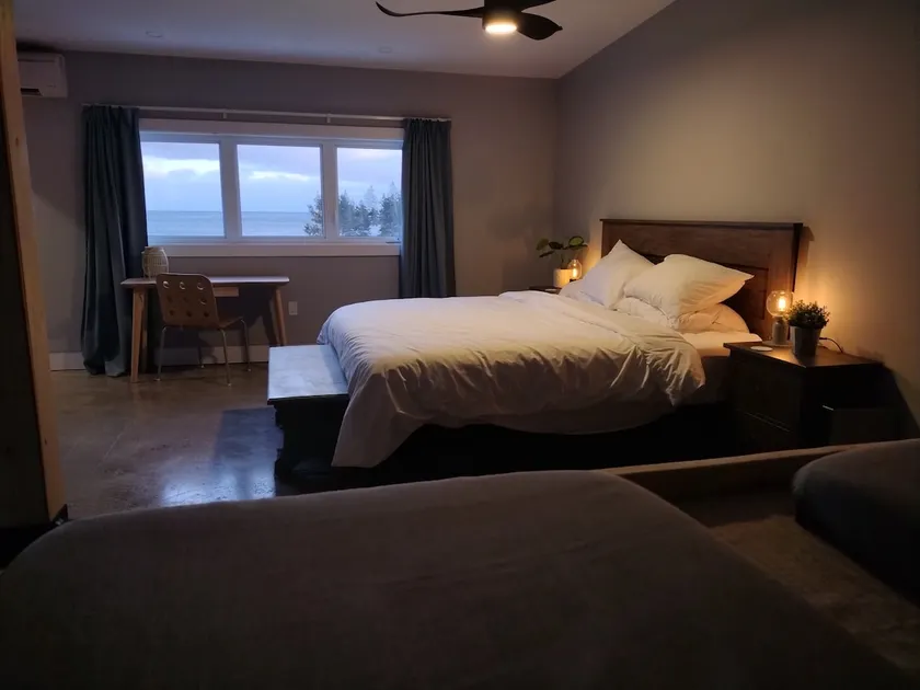 Beautiful 1 bedroom cottage in Herring Cove - Image 1
