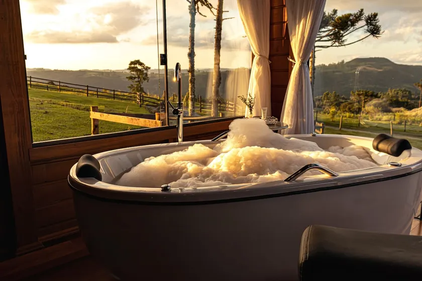 Cabin with hydro and amazing view. - Image 1
