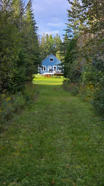 The Blue Heron Getaway - Image 1
