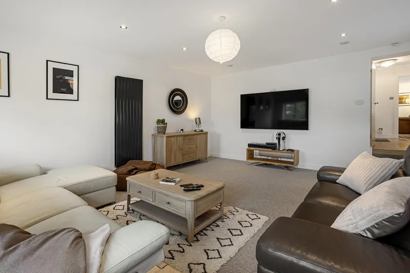 Evergreen Eco House - Allocated parking, Ancillary accommodation - Image 1