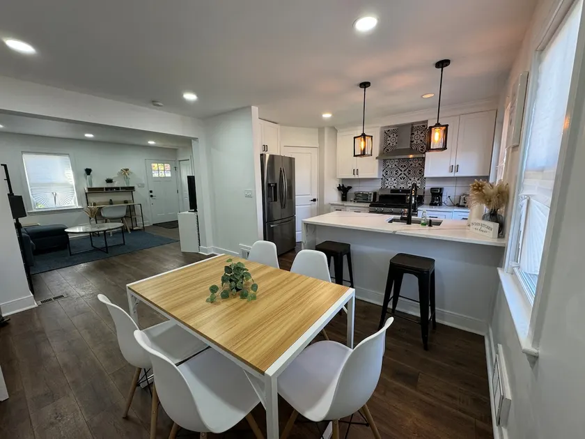 DC Retreat w/ Pvt Parking – Near Metro & Sights! - Image 1