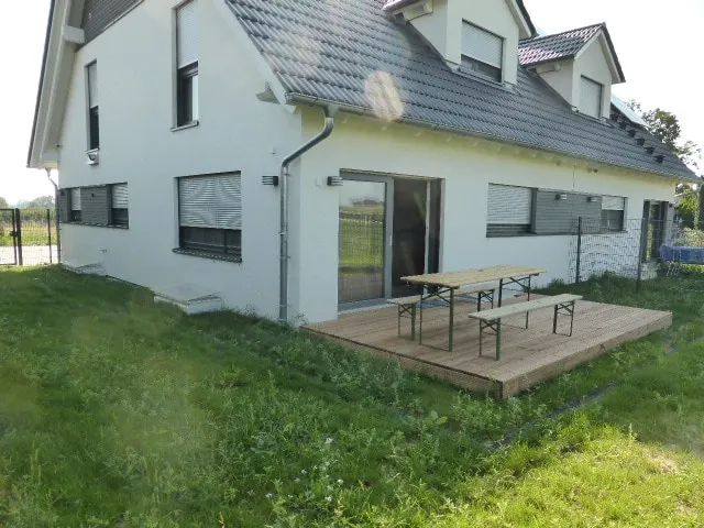 Top semi-detached house by the horse paddock - Image 1