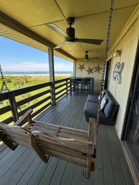 Sea View, Pool, Private Beach Access+Golf Cart - Image 1