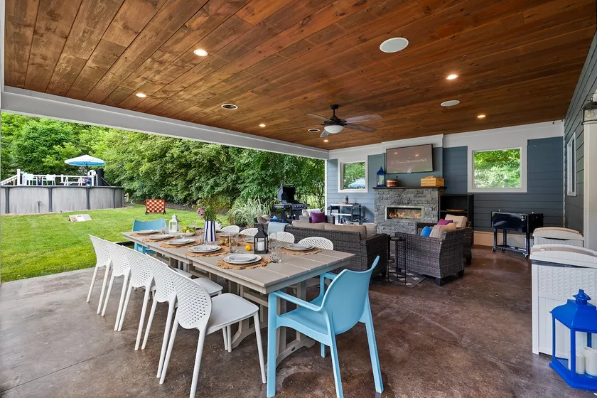 Oasis | Patio, Pool, NEW Putting Green, Fire Pit - Image 1