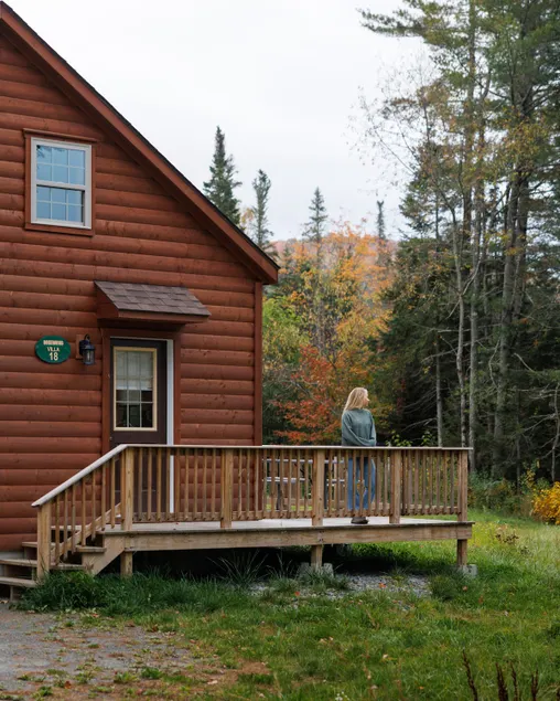 White Mountains Villa Lake View Retreat - Image 1