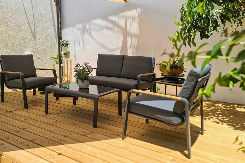 Ono Suite Villa with sofa bed in Kiryat Ono - Image 1