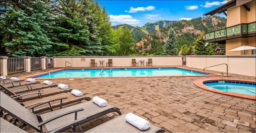 Perfectly Located Ketchum Condo - Image 1