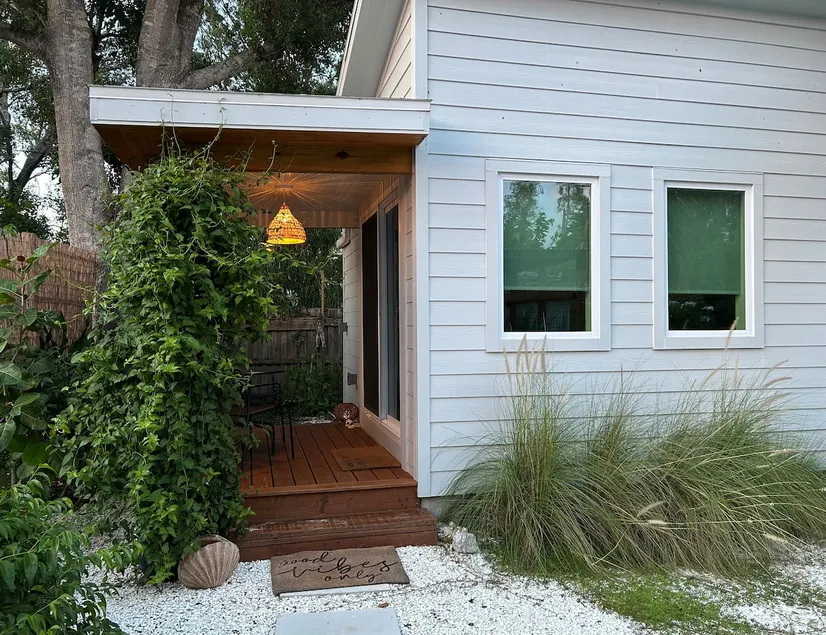 Downtown Garden Studio close to everything - Image 1