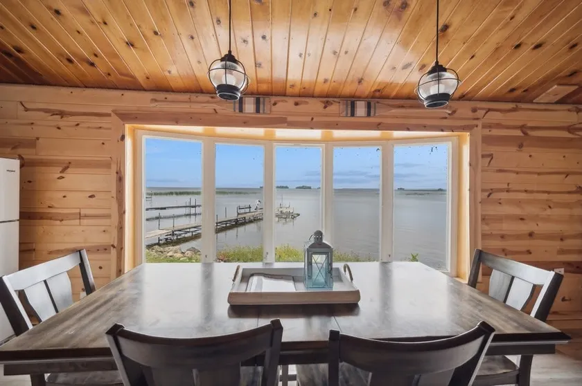 Mille lacs Lake Beach House-Water Front-SAND-Fish - Image 1