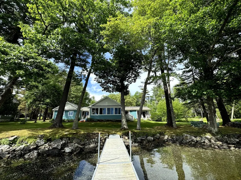 Waterfront Treasure On The Lake - Image 1