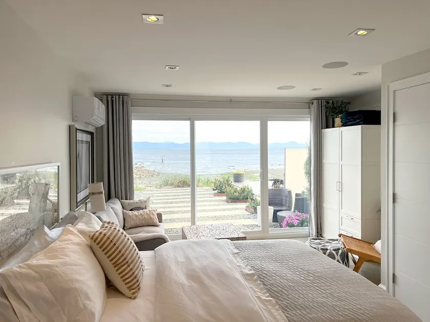 Ocean Perch Studio - Beach at your doorstep! - Image 1