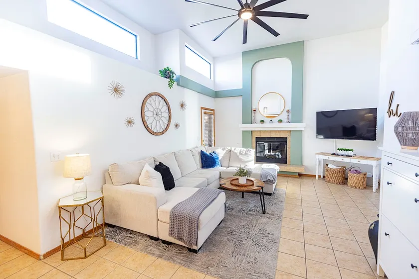 La Casita Bonita - Garage with EV Charger! - Image 1