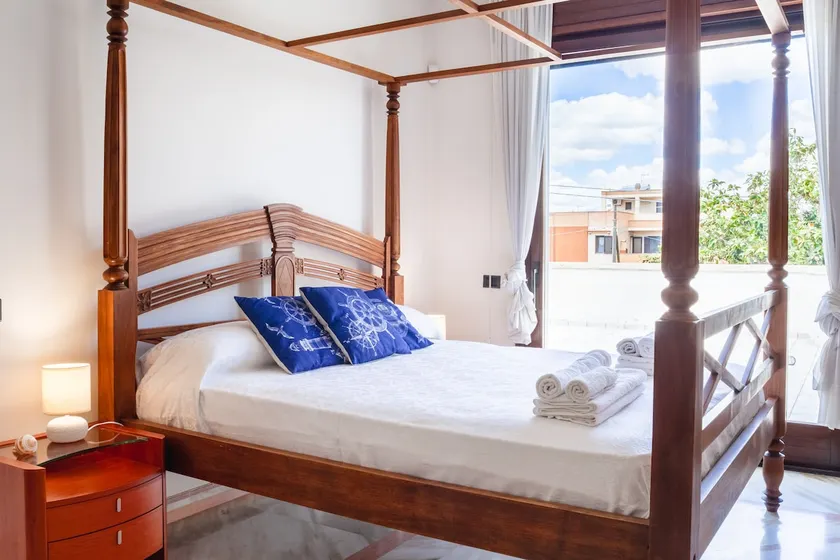 Cozy spacious villa near Gallipoli - Image 1