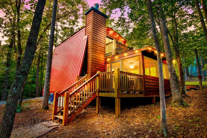 Modern Cozy A-Frame Cabin-Indoor Hot Tub & Firepit - Image 1