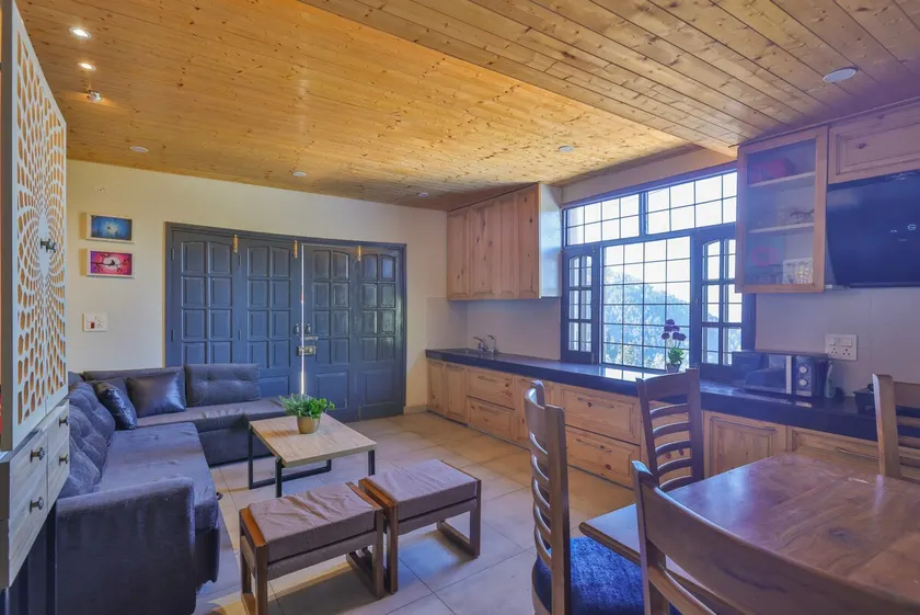 Suhag Valley View, off-beat 3 bedroom holiday home - Image 1