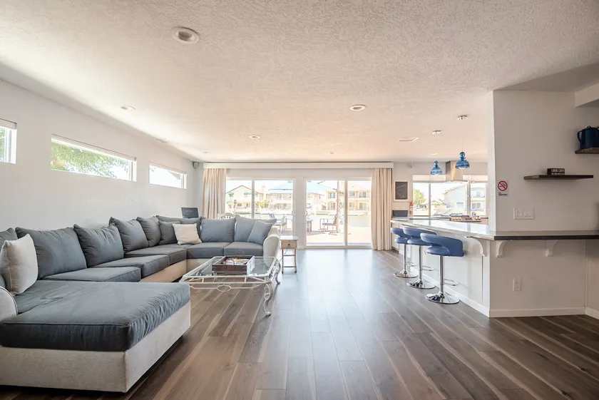Lakefront Home With Contemporary Comforts - Image 1