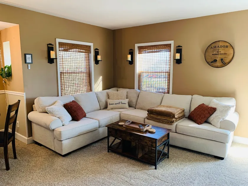 Cozy 4BR Near Hyde Park~On Wasson Way Trail - Image 1