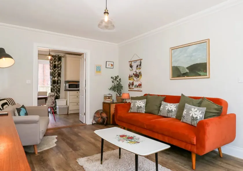 Freesia Cottage, a cosy home on the Norfolk coast. - Image 1
