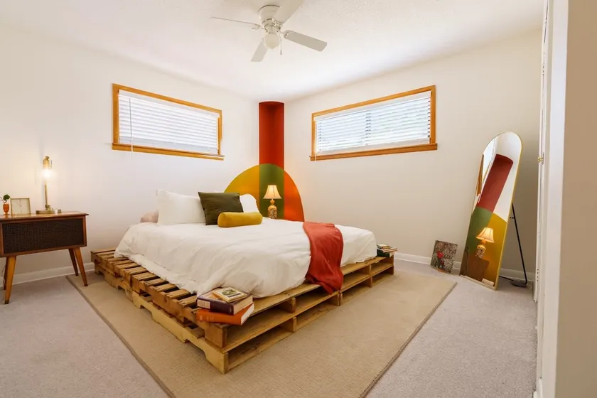 Retro 70s Styled Home | 15 min to Downtown - Image 1