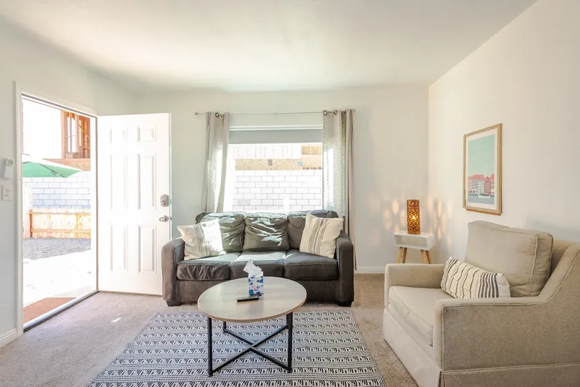 Solvang Bungalow A - Image 1