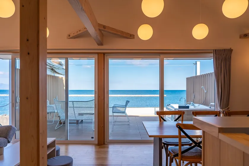 BBQコンロ、露天ジャグジー付き1棟貸し海辺の絶景ヴィラ。Beach SPA TSUDA 2Dos棟 - Image 1