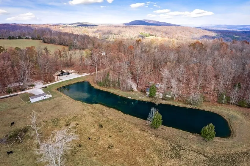The Legend on the Mountain- Close to downtown! - Image 1