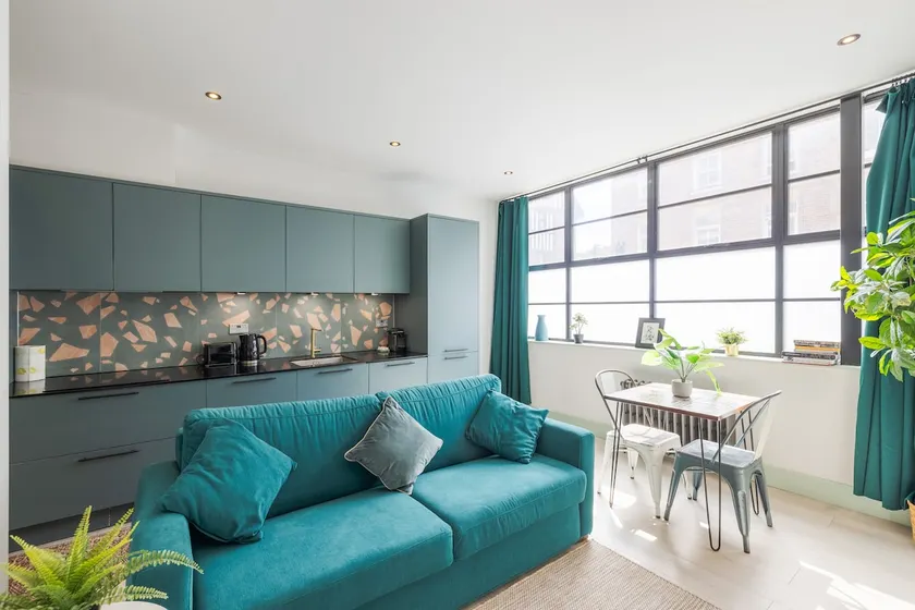 1-Bed Apartment in Hackney, Stoke Newington - Image 1