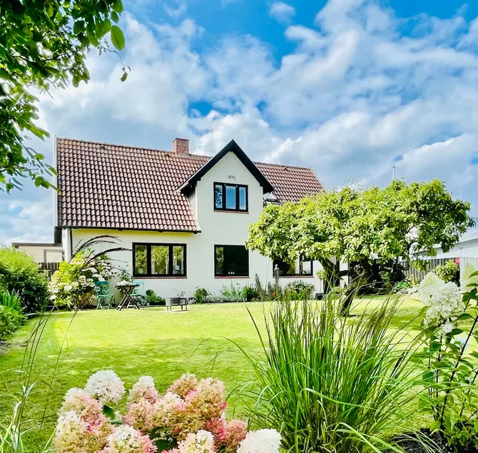 Dream vacation home on Fejø with sea view - Image 1