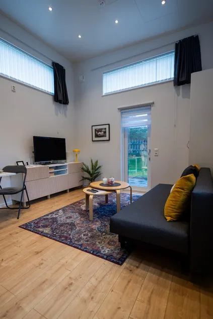 Modern guest house • Free parking • Close to the center - Image 1