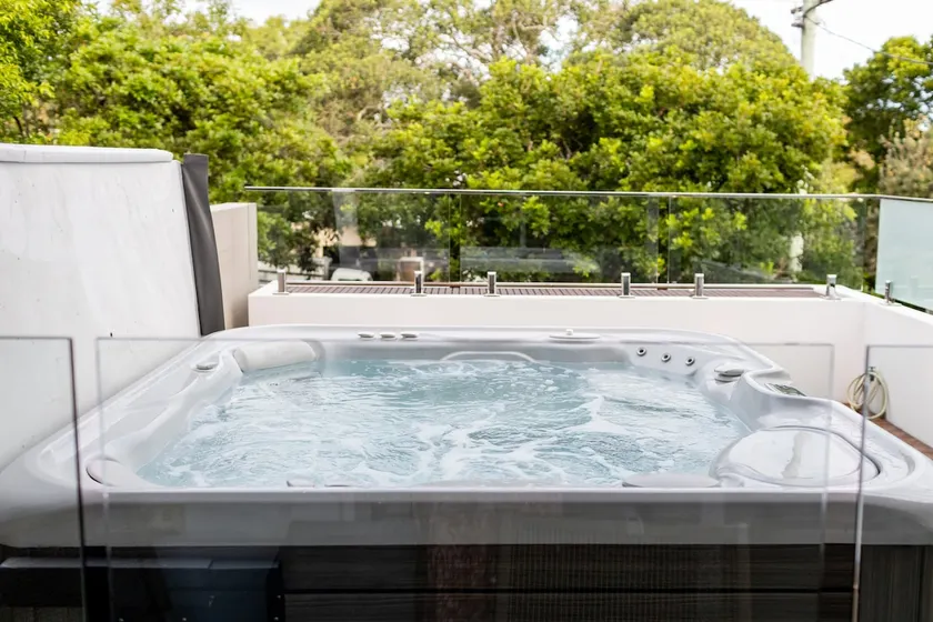 Walking distance to beach….Sunshine Beach Gem - Image 1