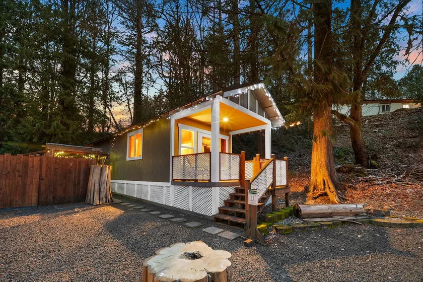 Hot Tub Cabin #11 - Image 1