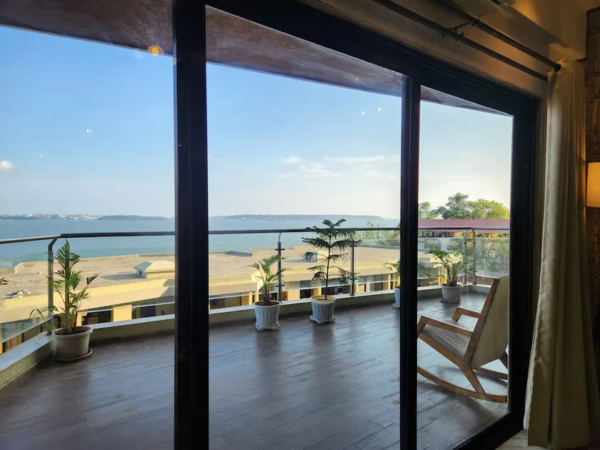 SeaView 2BHK by Gauri Khan | Panjim | MirashyaC001 - Image 1