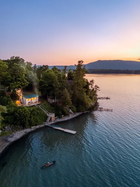 The Tacklebox on Lake Champlain • Sauna • Hot Tub - Image 1
