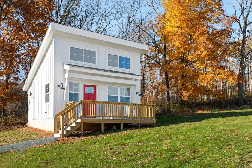 Cottage at Mountain View Meadow - Image 1