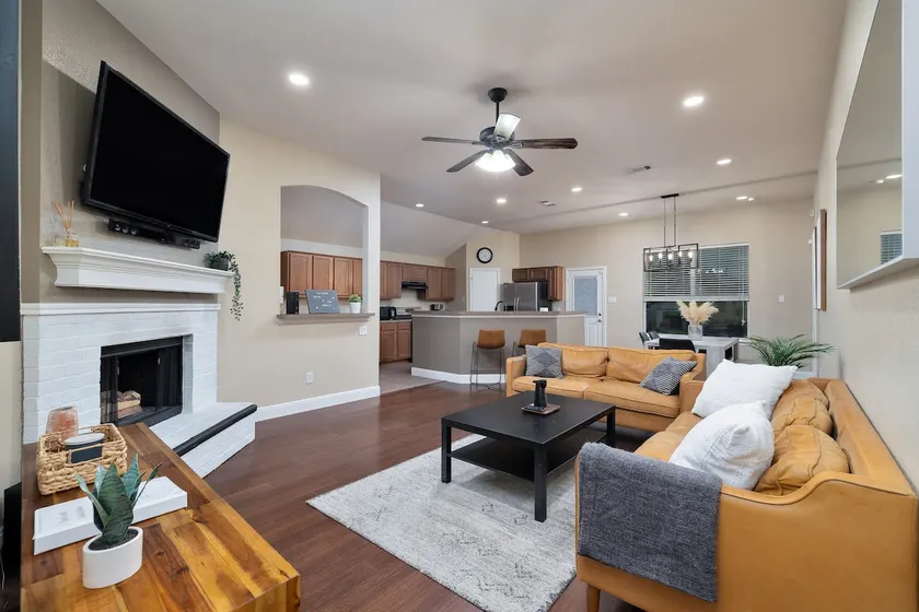 Perfect Location | Pet-Friendly | Near Everything! - Image 1