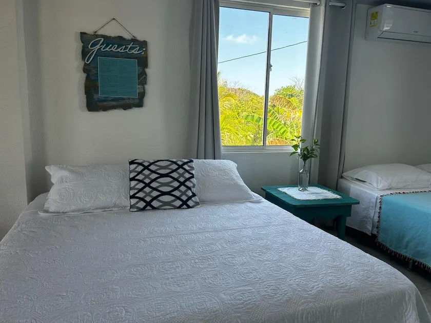 Island Boutique Lodge with Partial Ocean View and Kayak - Image 1
