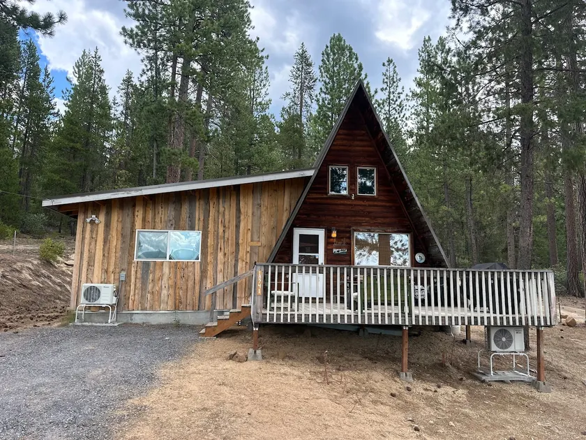 Cozy & Private Cabin in the woods! - Image 1